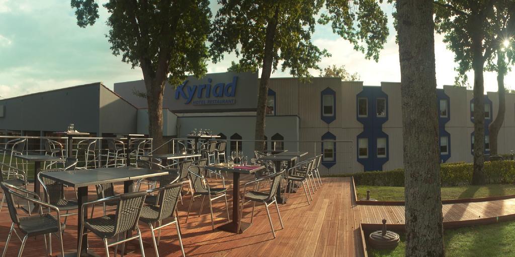 Kyriad La Roche Sur Yon Exteriör bild