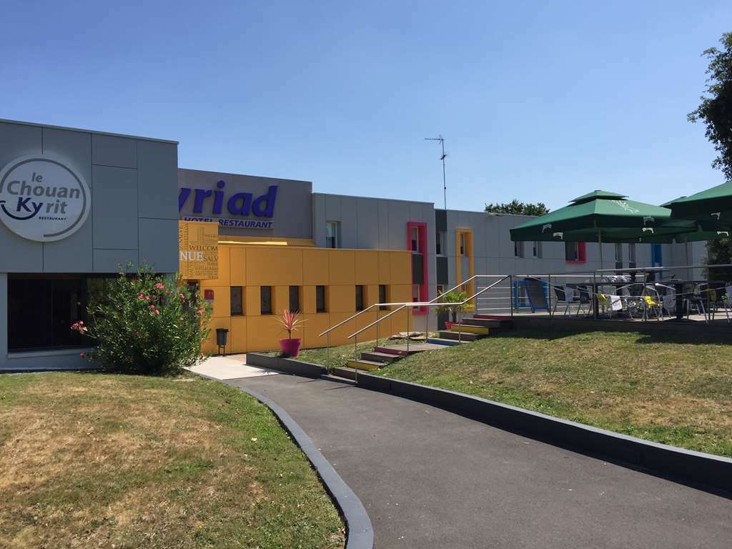 Kyriad La Roche Sur Yon Exteriör bild